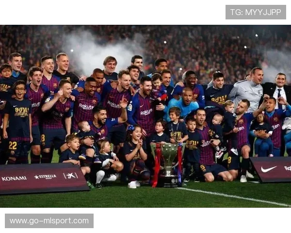 皇马主场迎战巴萨，足球世纪大战倒计时，皇马主场7比0血洗巴萨